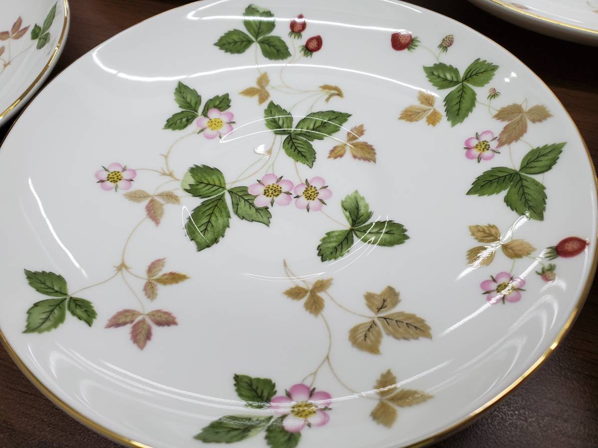 ☆WEDGWOOD ワイルドストロベリー ティーカップ＆ソーサー 5客セット