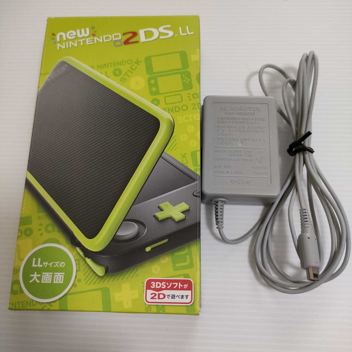 NEW ニンテンドー 2DS LLブラックライム　本体　ACアダプター付き Newニンテンドー2DS LL ブラック×ライム ACアダプター付 LL ブラック