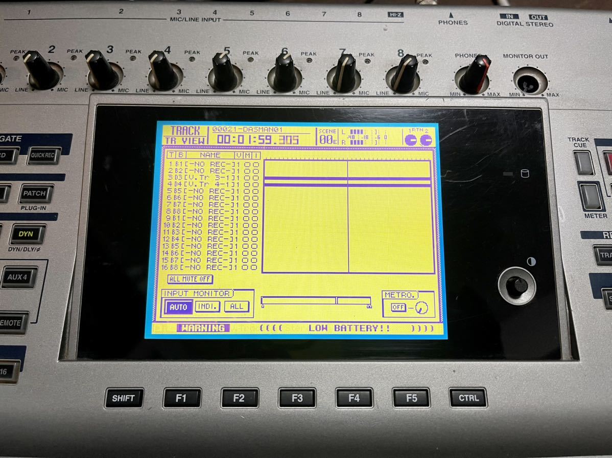 YAMAHA ヤマハMTR AW2816 40GBヤマハ マルチトラックレコーダー