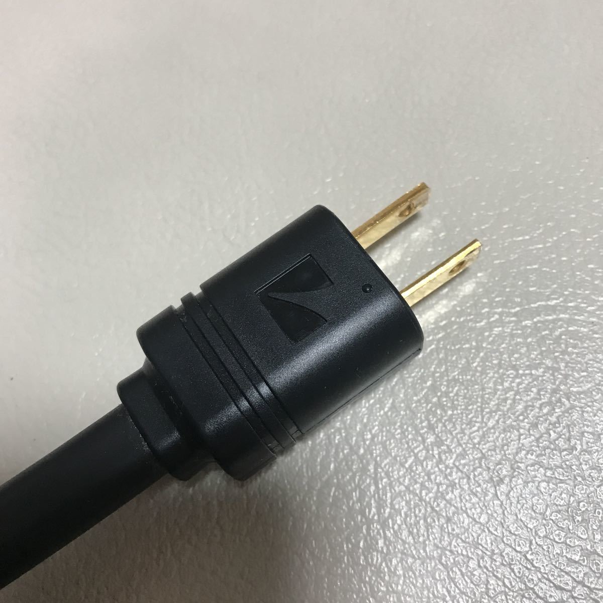 美品 LUXMAN 電源ケーブル JPA-15000 1.8m ラックスマン JPA-15000
