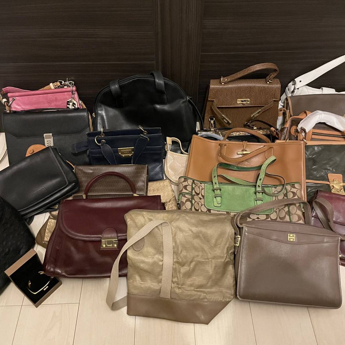 1円〜 ハンティングワールド ロンシャン コーチ エトロ ランセル イヴサンローラン ゴールドファイル バッグ bag バック まとめ ジャンク 1円 ロンシャン ハンティングワールド HUNTING COACH WORLD