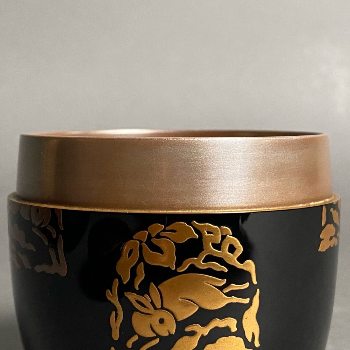 蒔絵師 一瓢斎 上手作 鵬雲斎書付 「花ウサギ 大棗」 二重箱 共布付き 