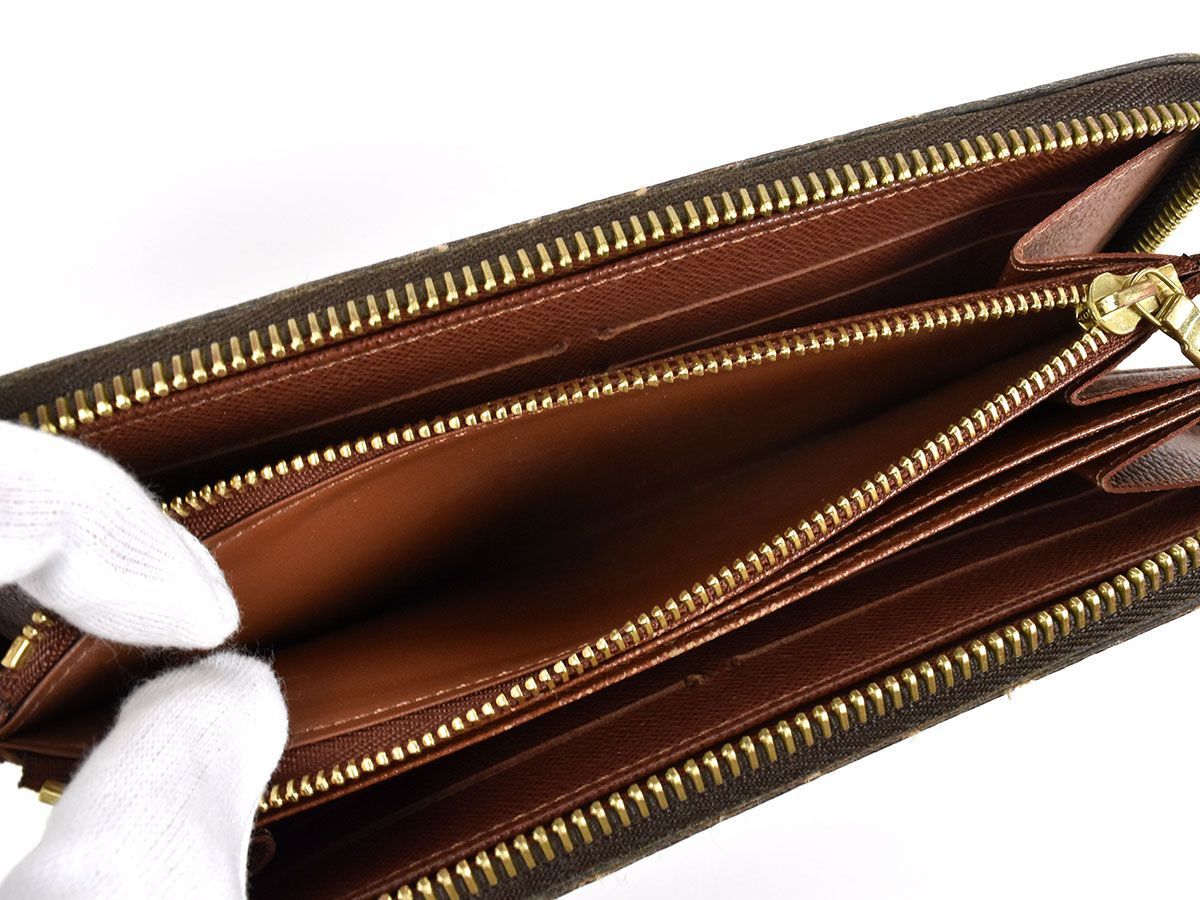 133748□ LOUIS VUITTON ルイ ヴィトン モノグラム ジッピーウォレット 