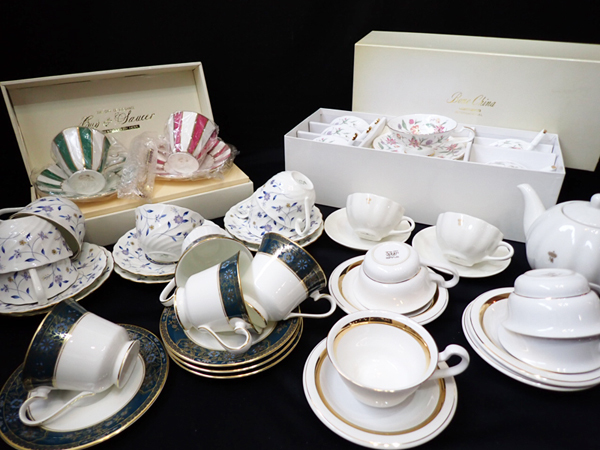 得価，送料無料 M7446 豪華 カップ＆ソーサー まとめて HOYA HOYA NARUMI ROYAL DOULTON CARLYLE MARINA DE BOURBON 有/コーヒー ティーカップ(ロイヤルドルトン)｜売買されたオークション情報、yahooの商品情報をアーカイブ公 ロイヤルドルトン