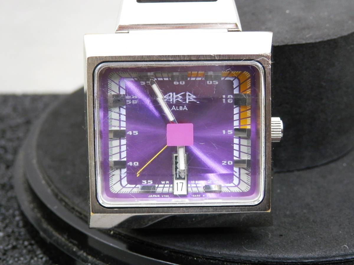 稼働品】 【希少】SEIKO TYPEⅡ メンズ 腕時計 クォーツ スクエア 