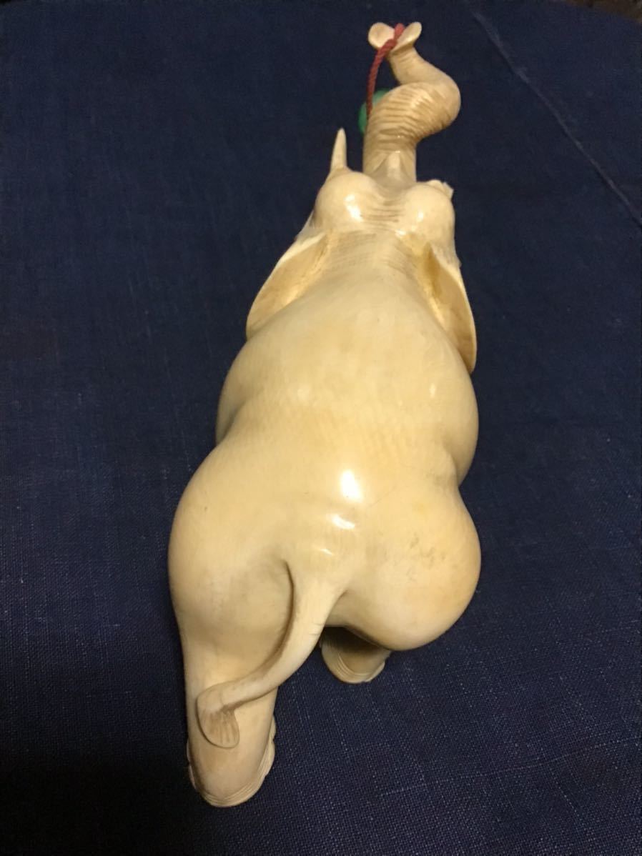 ☆希少！レア品！象牙風 象牙調 マンモス 象 動物 翡翠 置物 オブジェ