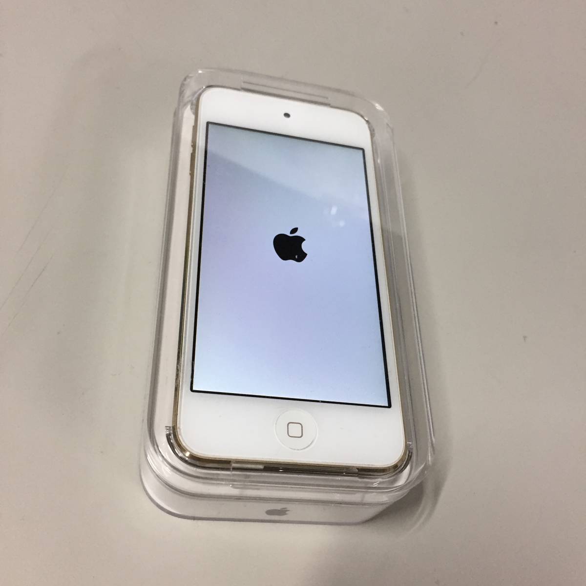 □iPod touch 第7世代 MVHT2J/A A2178 32GB イヤホン付 Apple ゴールド