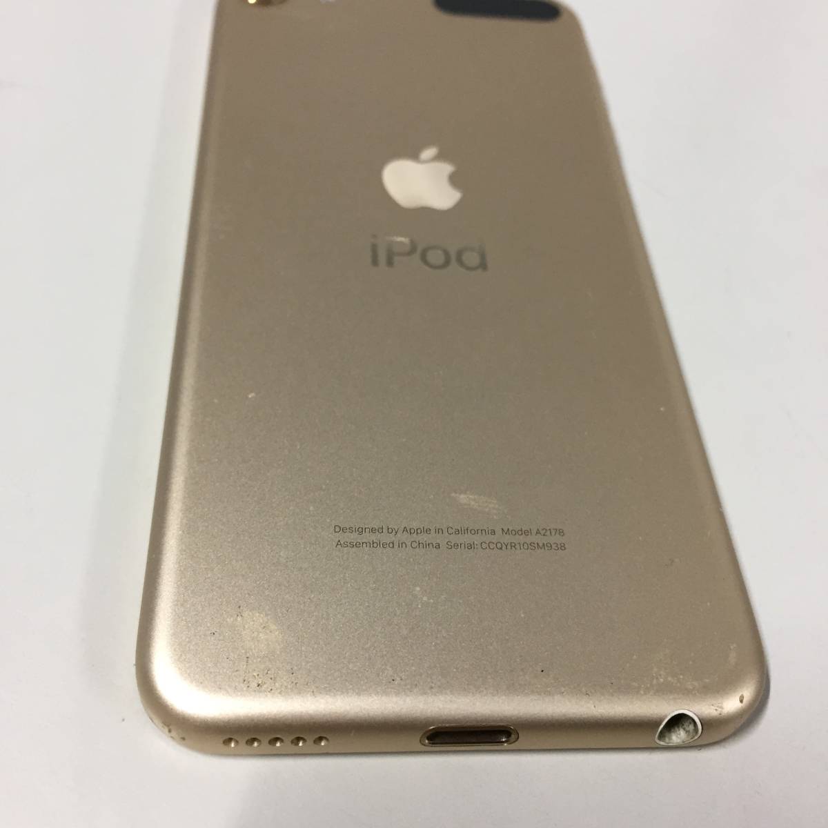 □iPod touch 第7世代 MVHT2J/A A2178 32GB イヤホン付 Apple ゴールド