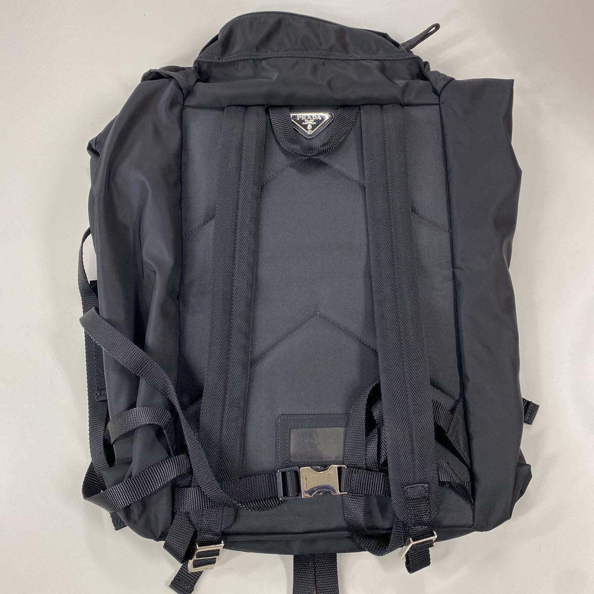 PRADA V136 バックパック リュック プラダ - レア 希少初期型 OLIVE 