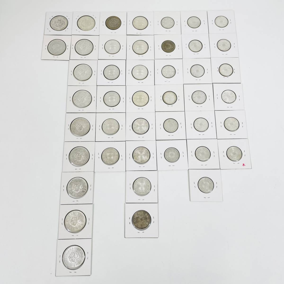 50銭 竜50銭銀貨 明治4年 Yahoo!オークション | 竜 近代銀貨シリーズ