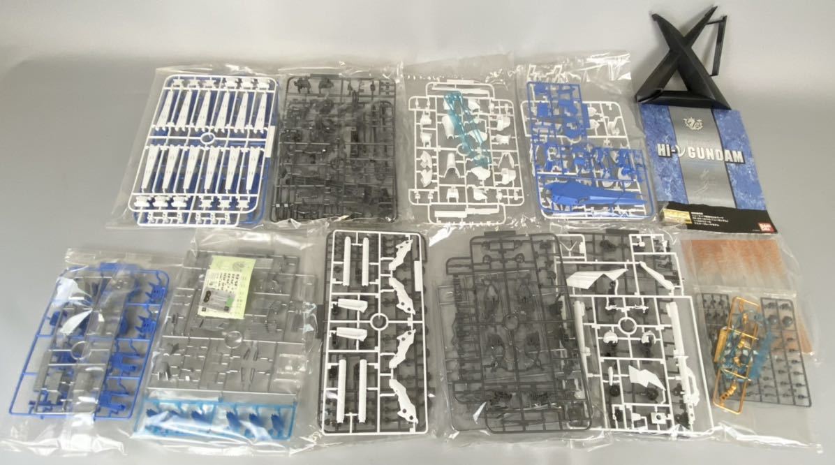 未組立 MG 1/100 RX-93-v2 Hi-νガンダム (機動戦士ガンダム 逆襲の
