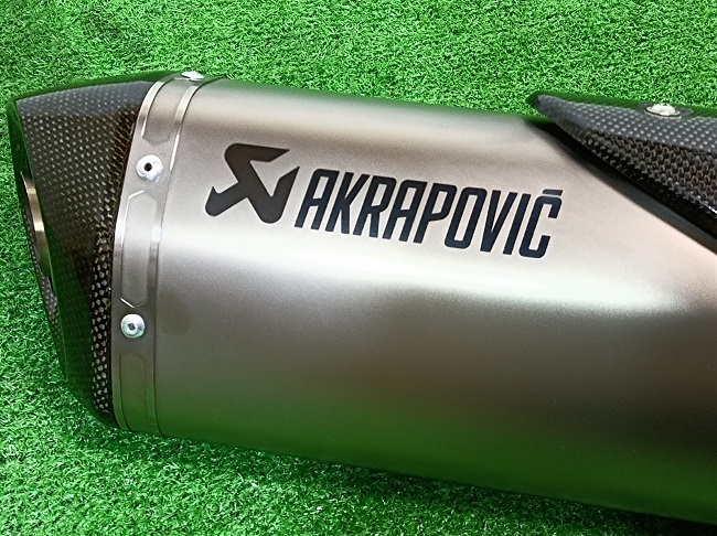 KTM 790 DUKE用 18-20 POWERPARTS AKRAPOVIC (アクラポヴィッチ