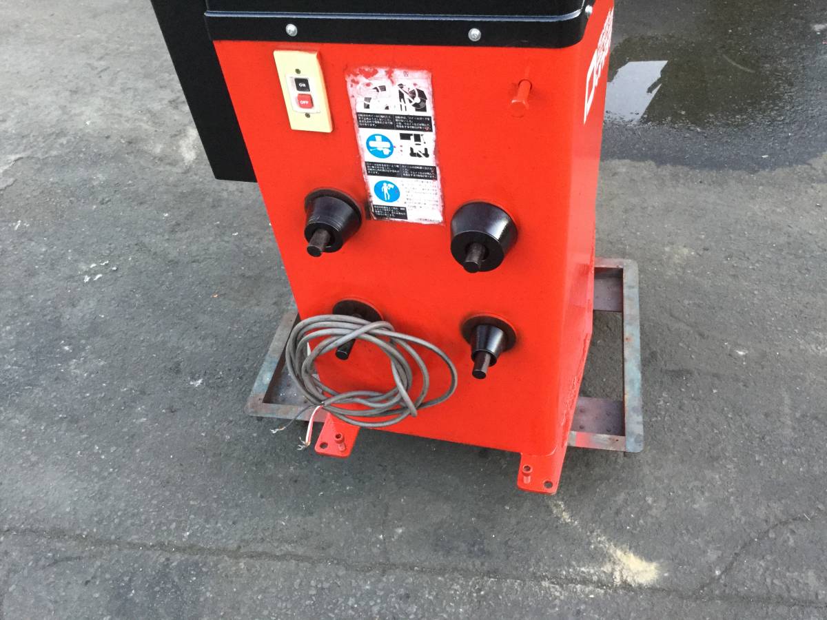 ホイールバランサーDynamax B7 3相200V 中古品