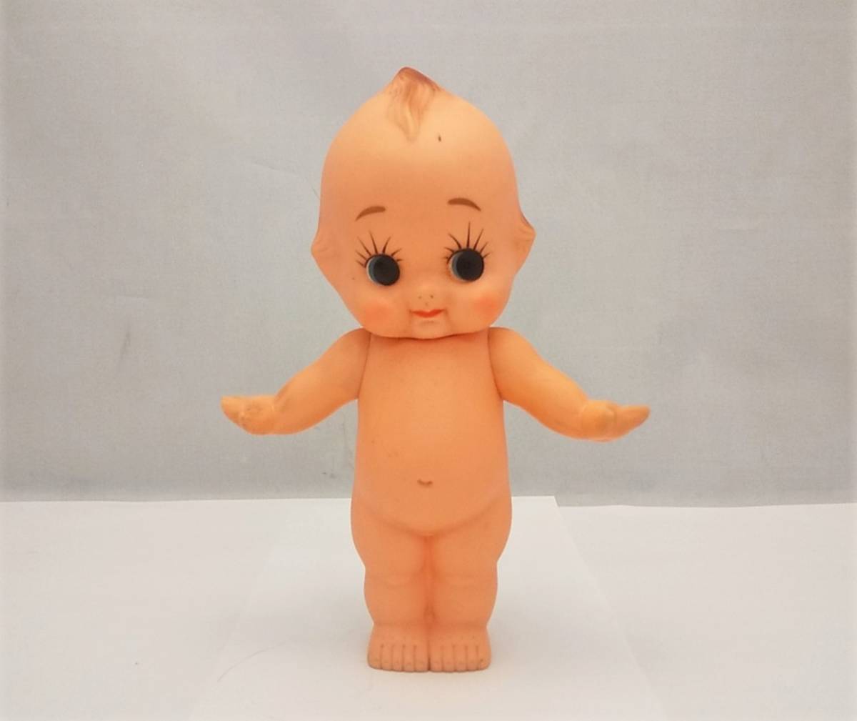 ソフビ キューピー人形 背中に キユーピーマヨネーズ 赤い羽根 約21cm