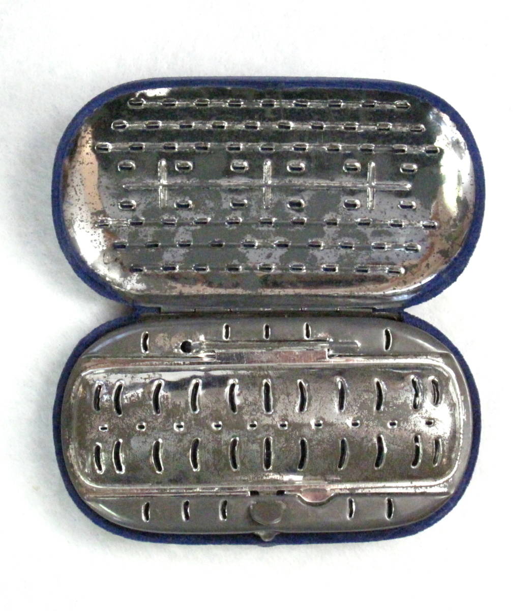 未使用品 灰式カイロとカイロ灰二箱のセット 懐炉 木炭カイロ （