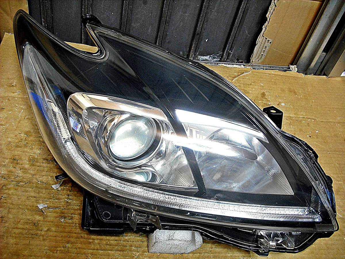 トヨタ プリウス ZVW30 G