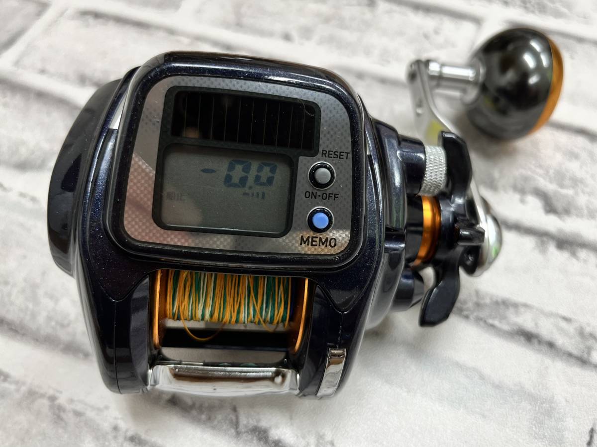 24320.1112F】中古キレイめ☆ DAIWA LIGHTGAME X ICV 300 ☆ ダイワ