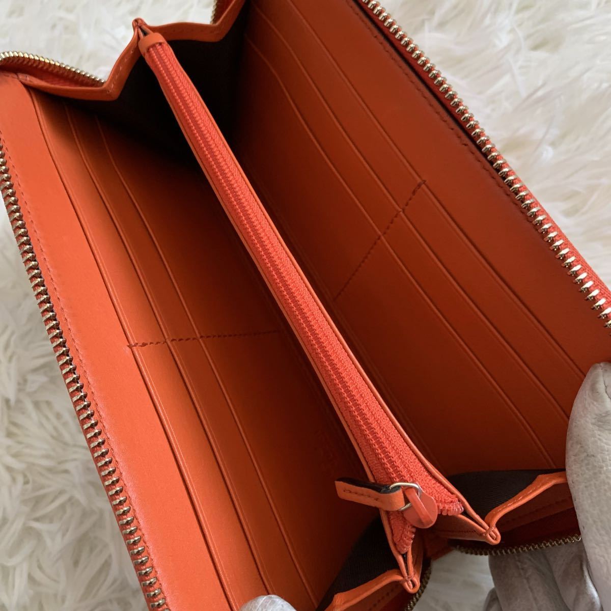 付属品あり未使用☆激レアカラー】グッチ GUCCI 長財布ラウンド 