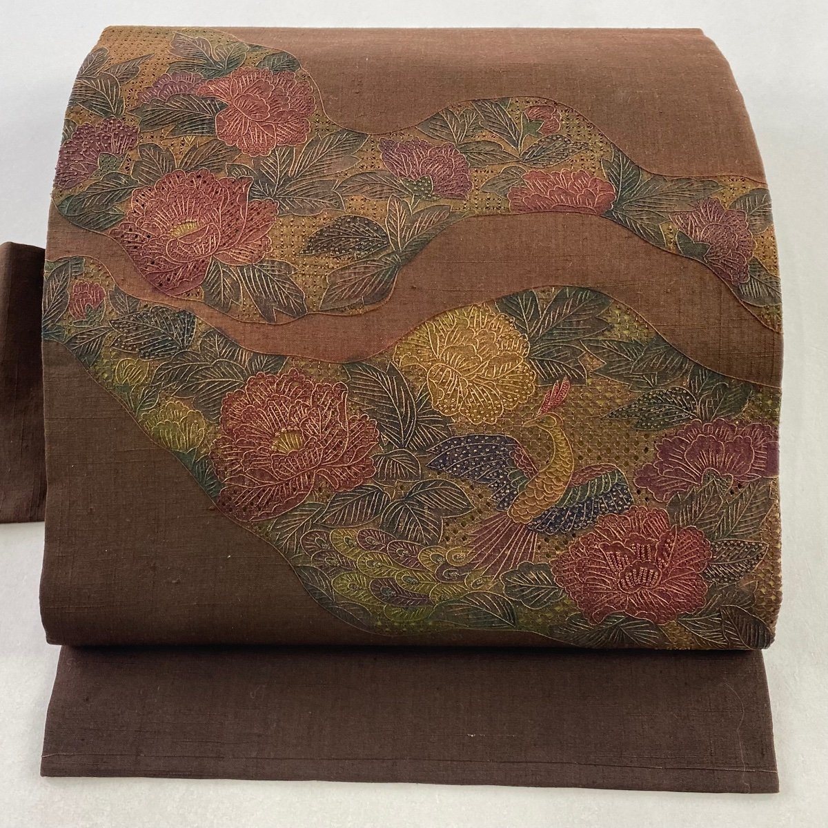 【2026，セール】 競ナビ 名古屋帯 秀品 紬地 牡丹 鳥 刺繍 金彩 赤茶 正絹(仕立て上がり)｜売買されたオークション情報、yahooの商品情報をアーカイブ公開 - オークファン 仕立て上がり