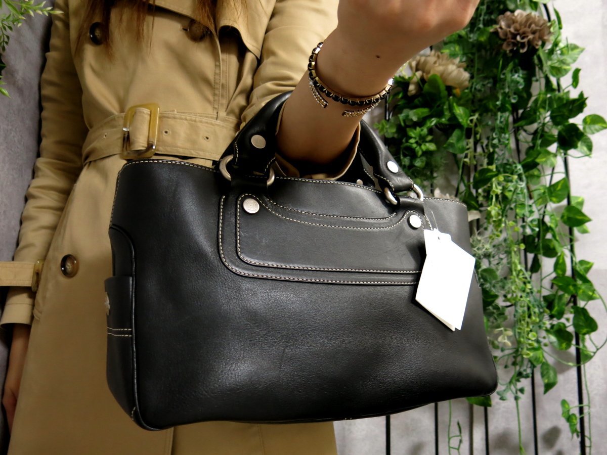 ○超美品○新品同様○CELINE セリーヌ○ブギー○カーフ レザー 本革  