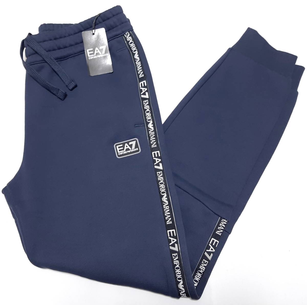 新品] EA7 / EMPORIO ARMANI テーピングロゴ入り【メンズ・スウェット 