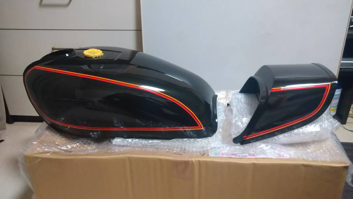 GS400 gs400 オリーブグリーン外装 タンクテール (スズキ用)｜売買され