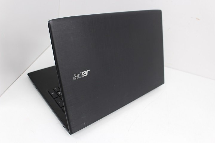 現状 TravelMate P259 第7世代 Core i5 7200U/8GB/SSD256GB/15.6フルHD