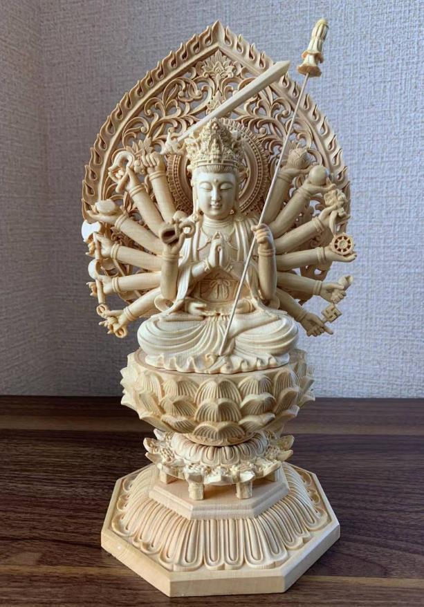 仏像 木彫り 准胝観音菩薩像 精密彫刻 総檜材 准胝観音菩薩 公式通販 准胝観音 極上品◇ 81SHOP」総檜材 准胝 檜木 木製仏像 観音菩薩 稀少珍品 |
