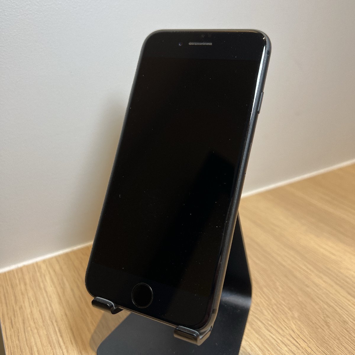 【美品】【シムフリー】【1円～】iPhone8 64GB スペースグレイ バッテリー状態83％ 判定△ 64GB iPhone8 スペースグレイ 動作確認済み 6APM0451円スタート スマートフォン・携帯電話