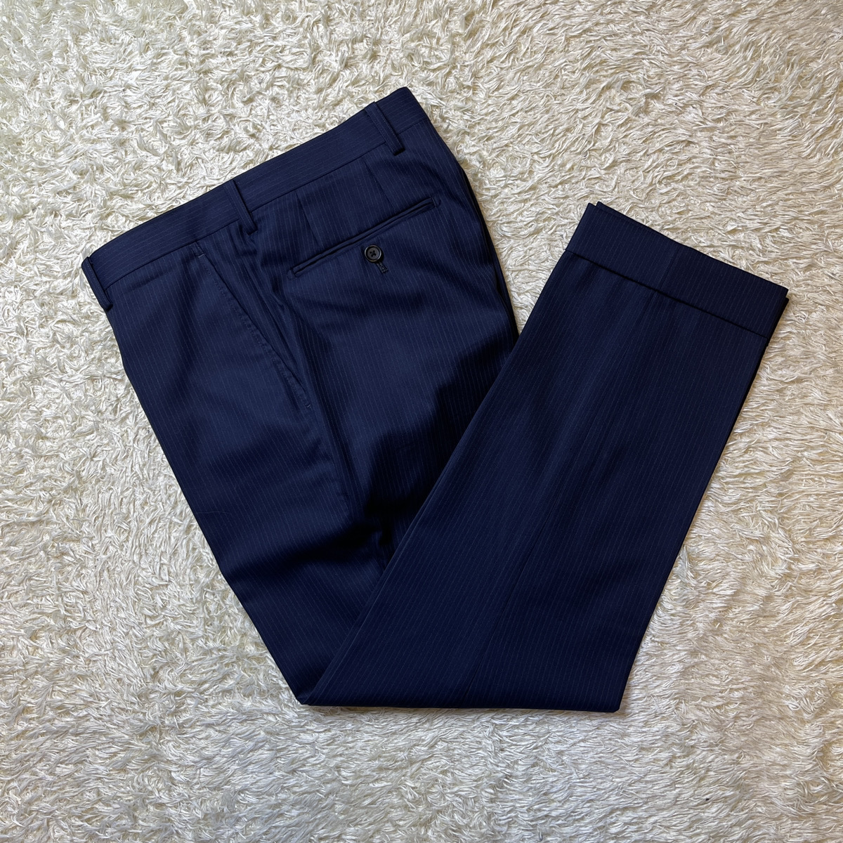 dunhill ロータスタミー Dunhill - ⭐︎高級英国生地⭐︎ダンヒル | ダンヒル最高級の品格ROTUSTAMY 極美品dunhill オーダーメイド 映画『キングスマン』で復活した老舗テーラー～ハンツマン 値下げ &amp; 値下げハンツマン Lodge（テイラー&amp;ロッジ） dunhill（ダンヒル スーツ(スーツ