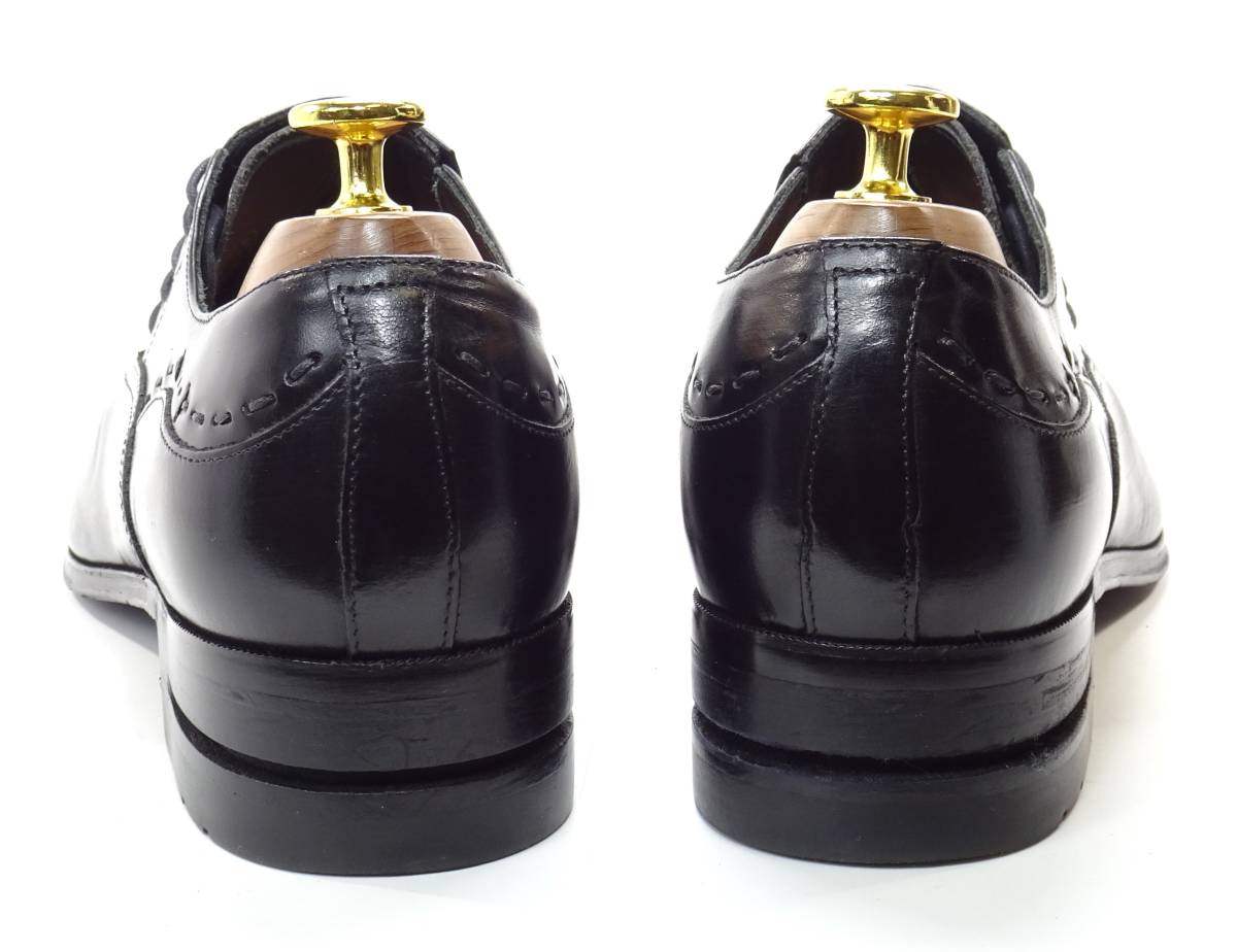 即決 KATHARINE HAMNETT LONDON 25.0cm プレーントゥ キャサリンハム 
