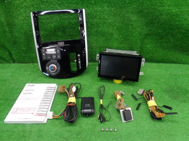 良品!! LA600S LA610S タント カスタム 8インチ メモリー ナビ NSZP 