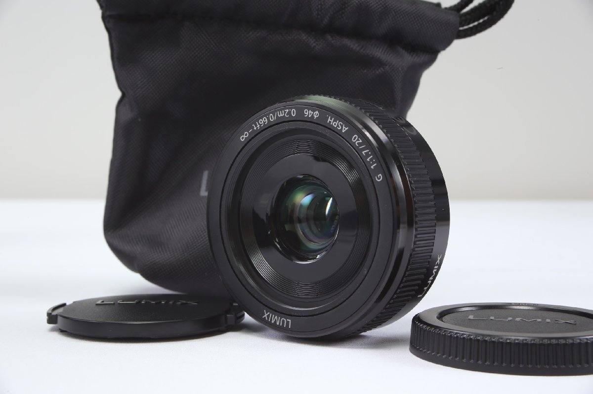 20mm Panasonic G II Lumix Lens f⁄1.7 ASPH - f1.7 | LUMIX ASPH. Silver