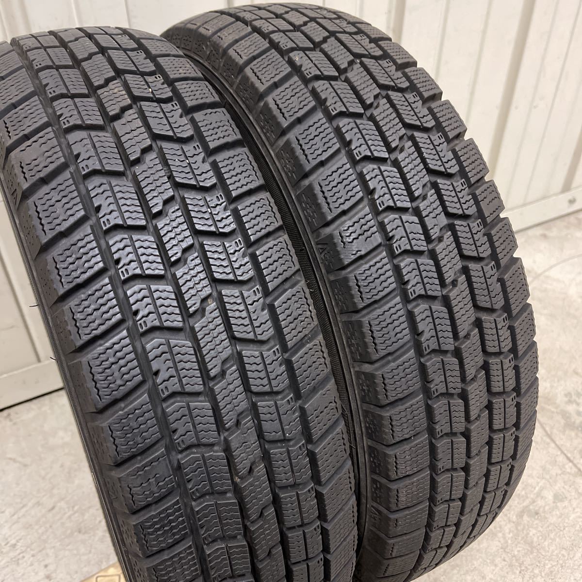 バリ溝 中古スタッドレスタイヤ2本 155/65R14 GOODYEAR ICE NAVI 7 グッドイヤー アイスナビ7 2018年製