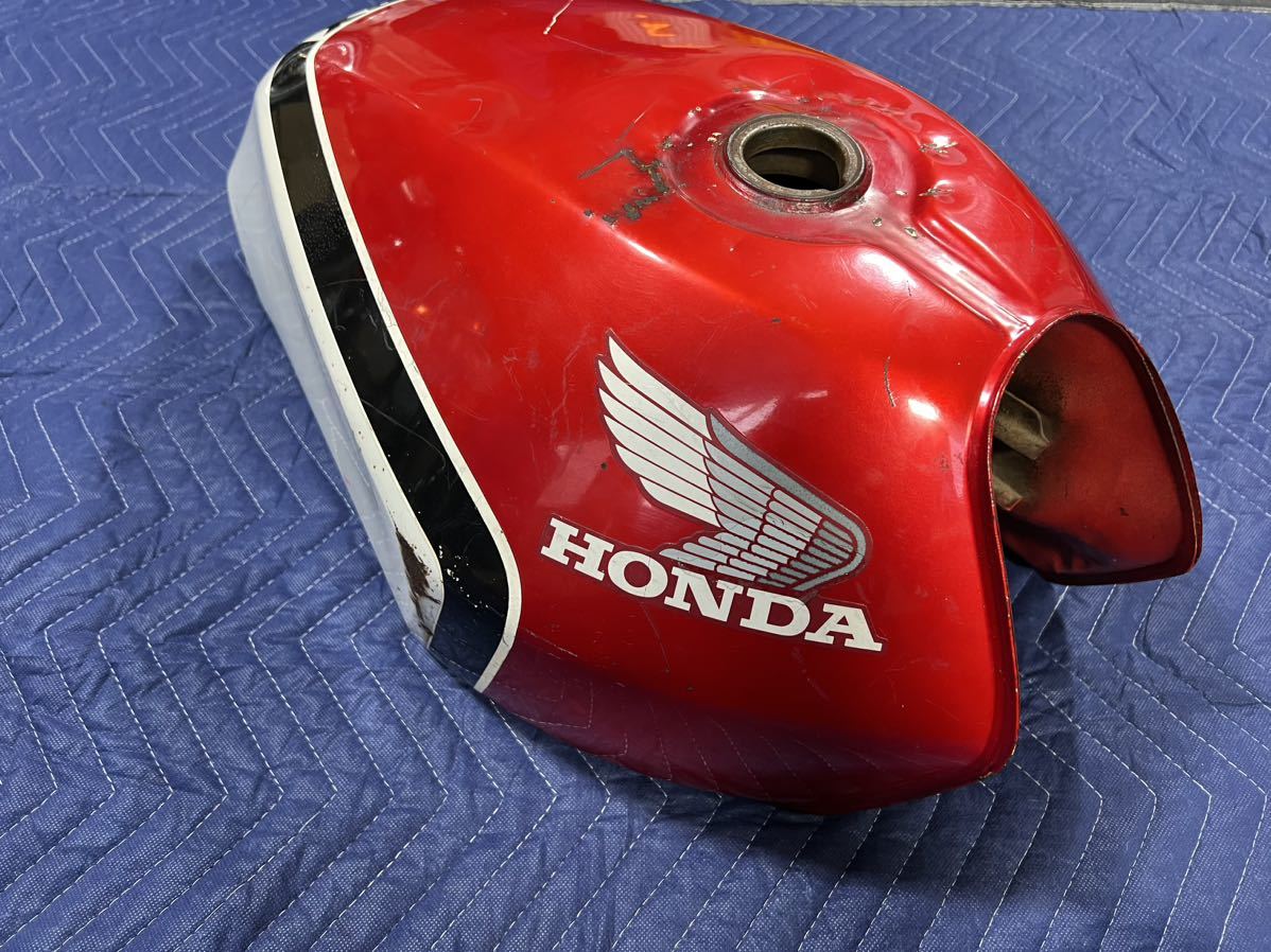 CBX400F.純正タンク.塗り替え無し.ガソリンタンク.当時物.赤白外装