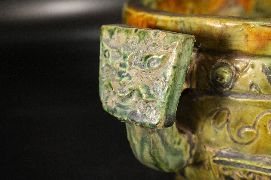 金閣】中国美術 三彩 倣銅器 饕餮紋 香炉 台 旧家蔵出(XA320) 世界文化