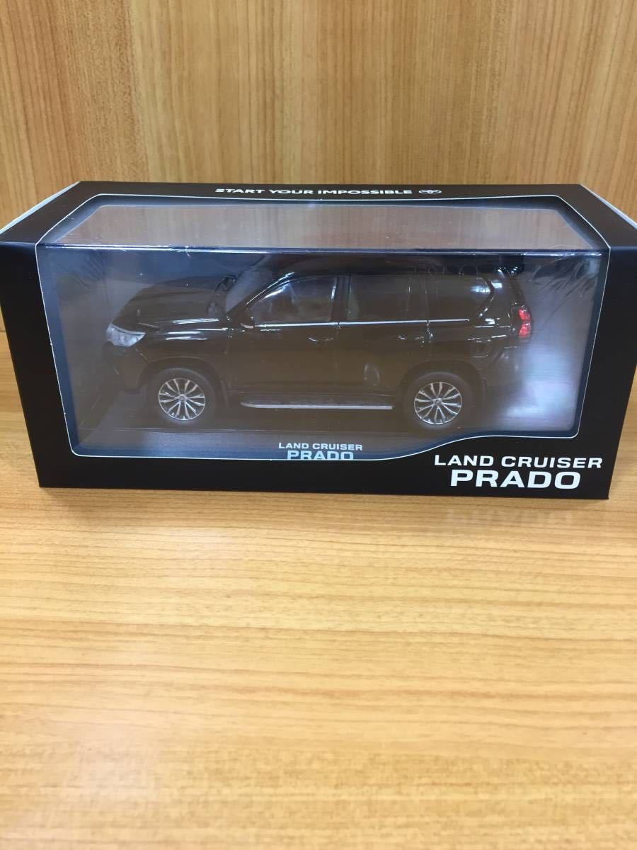 ランドクルーザー プラド 1/30 トヨタカラーサンプル 〈070〉 おもちゃ