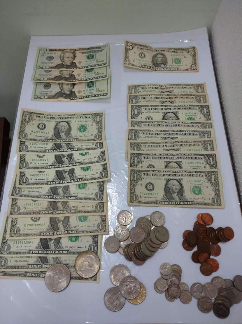 【正規品，得価】 ＃r1074951870 アメリカ ドル 札 硬貨 おまとめ 約９５ドル(世界)｜売買されたオークション情報、yahooの商品情報をアーカイブ公開 - オークファン 世界