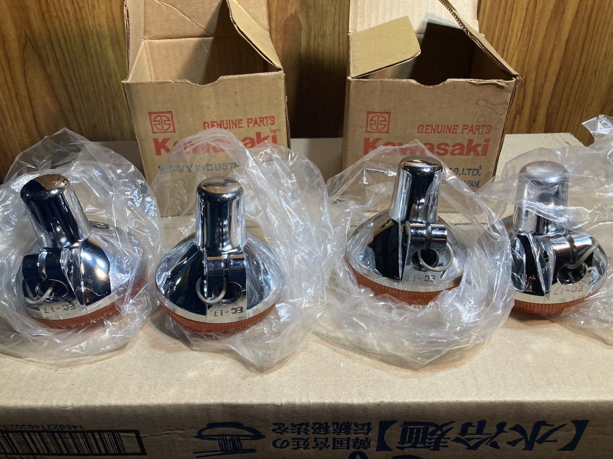 当時物 KH400 KH250 純正 カワサキ 250SS 公式通販 2026年最新Yahoo!オークション マッハ 純正リアフェンダー 国内物 ▽^)&frasl;最終値下☆当時物☆新品・未使用品☆Kawasaki 350SS Yahoo!オークション KH400☆ -kh400(251cc-400cc)の中古品・新品
