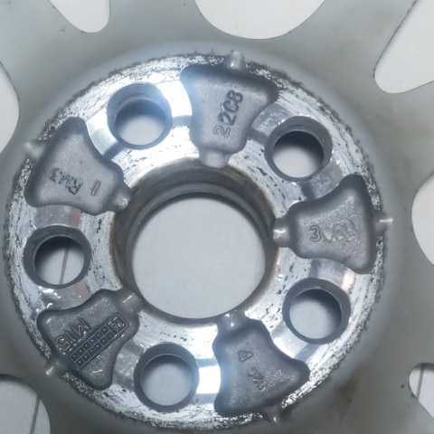 ZVW50 50系プリウス 純正アルミホイール 15インチ 6.5J オフセット40