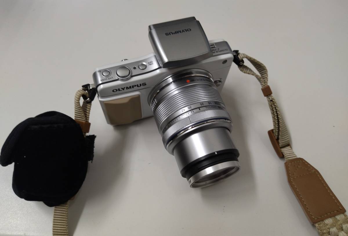 カメラ OLYMPUS PEN mini E-PM2 ズームレンズキット ミラーレス一眼