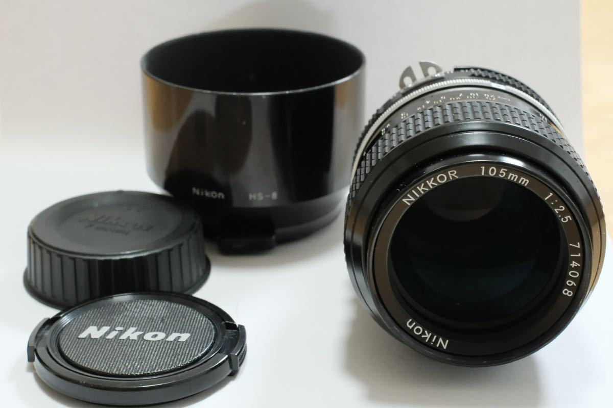 105mm Nikon NIKKOR Nikkor - F2.5 The Ai Portrait | ニコン AI f⁄2.5 f2