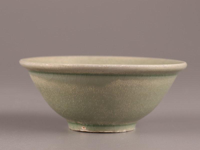 中国古玩 唐物 宋代 青磁 陰刻文 茶碗 時代物 極上品 初だし品 Z135