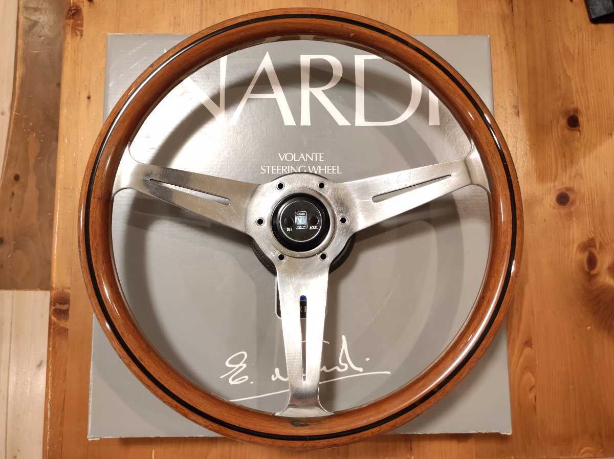 ナルディ NARDI クラシック ウッド ステアリング 36パイ ホーンボタン 
