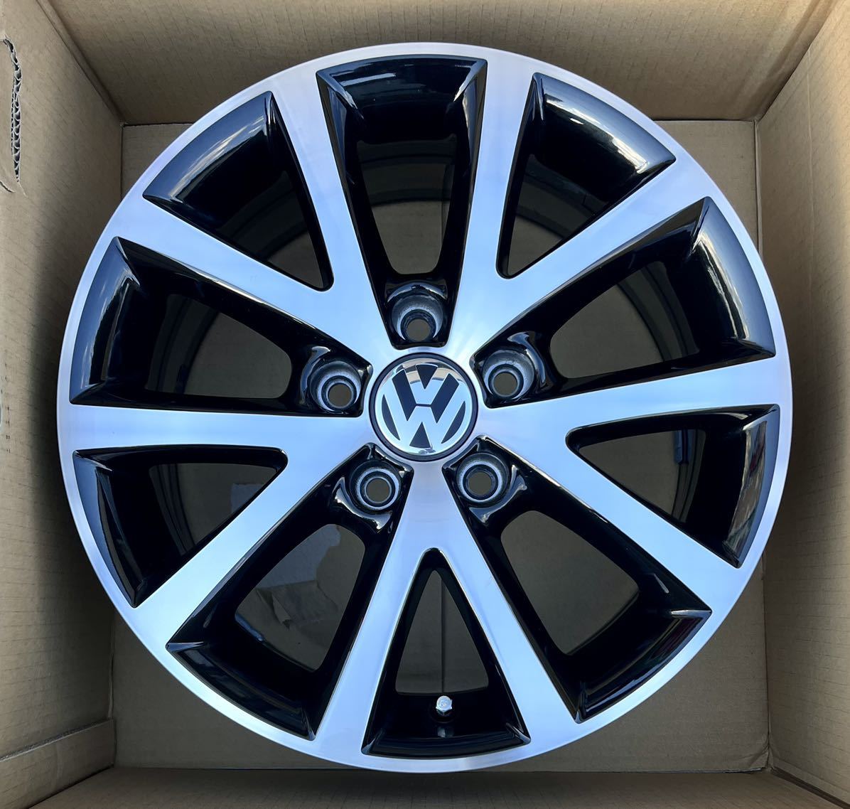 即決◇美品◇ブラックポリッシュ◇VW フォルクスワーゲン ゴルフ 