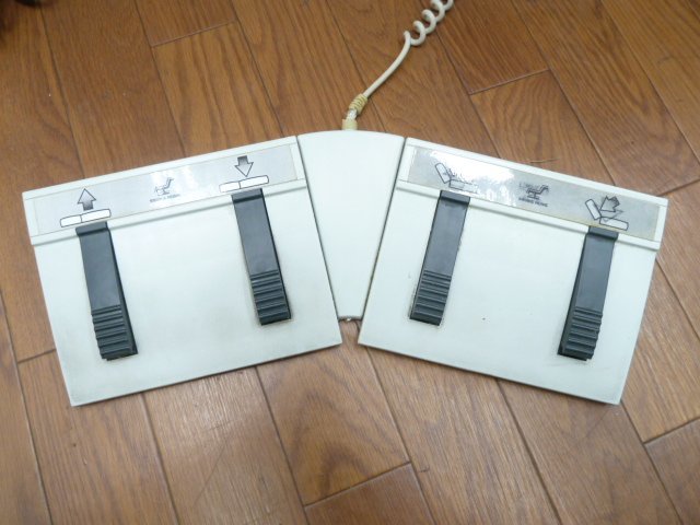 赤字超特価,限定SALE ヴァリュゲイツ 電動 エステ ベッド SH-44808 有孔 W730×D1920×H624~863mm 上下昇降 フットスイッチ マッサージ サロン 整体 西濃支店止