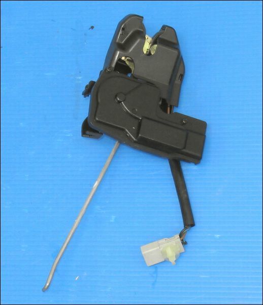 セール，安い S2000 AP1 用 純正 トランク オープナー アクチュエーター ソレノイド(ホンダ用)｜売買されたオークション情報、yahooの商品情報をアーカイブ公開 - オークファン ホンダ用