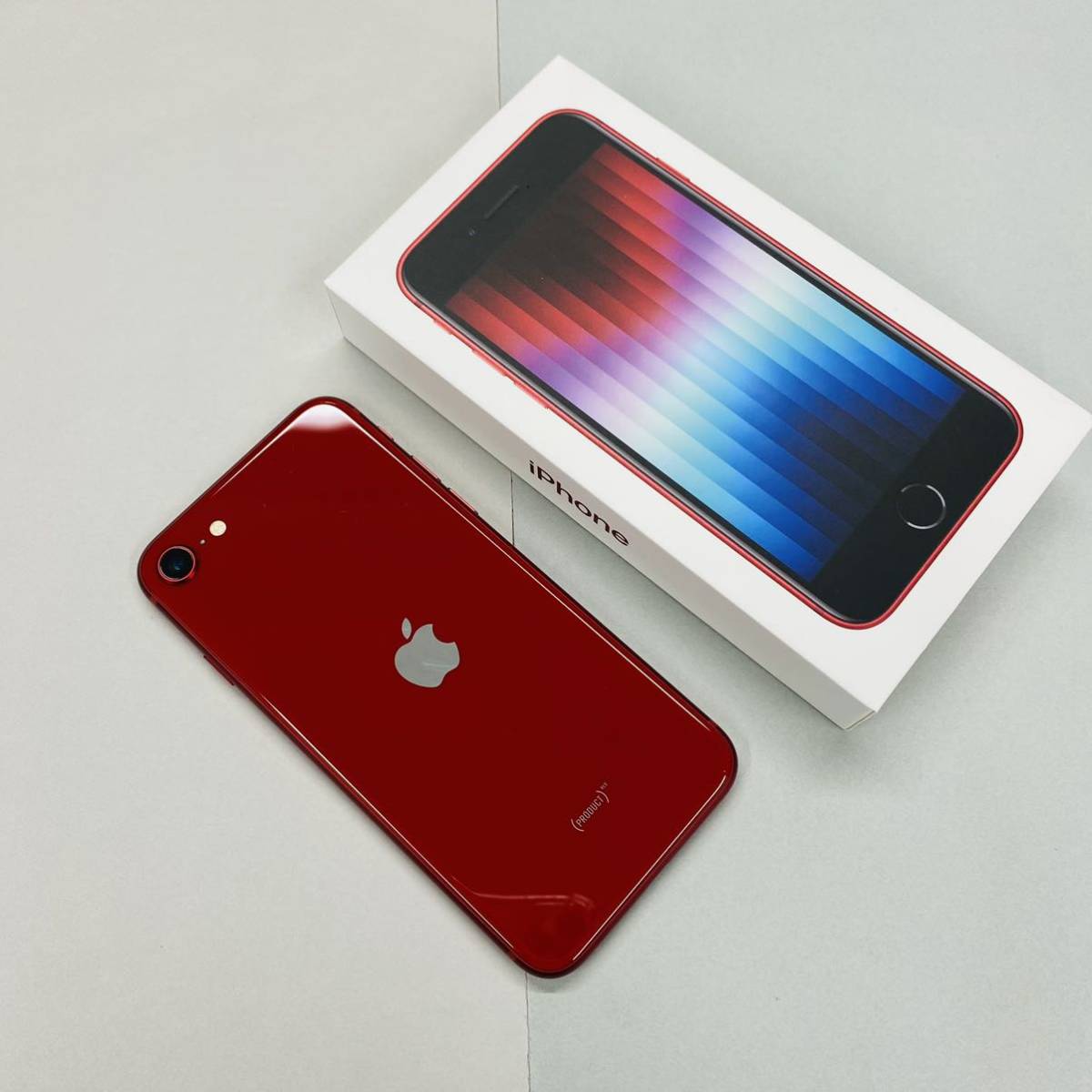 iPhone SE3 64GB レッド