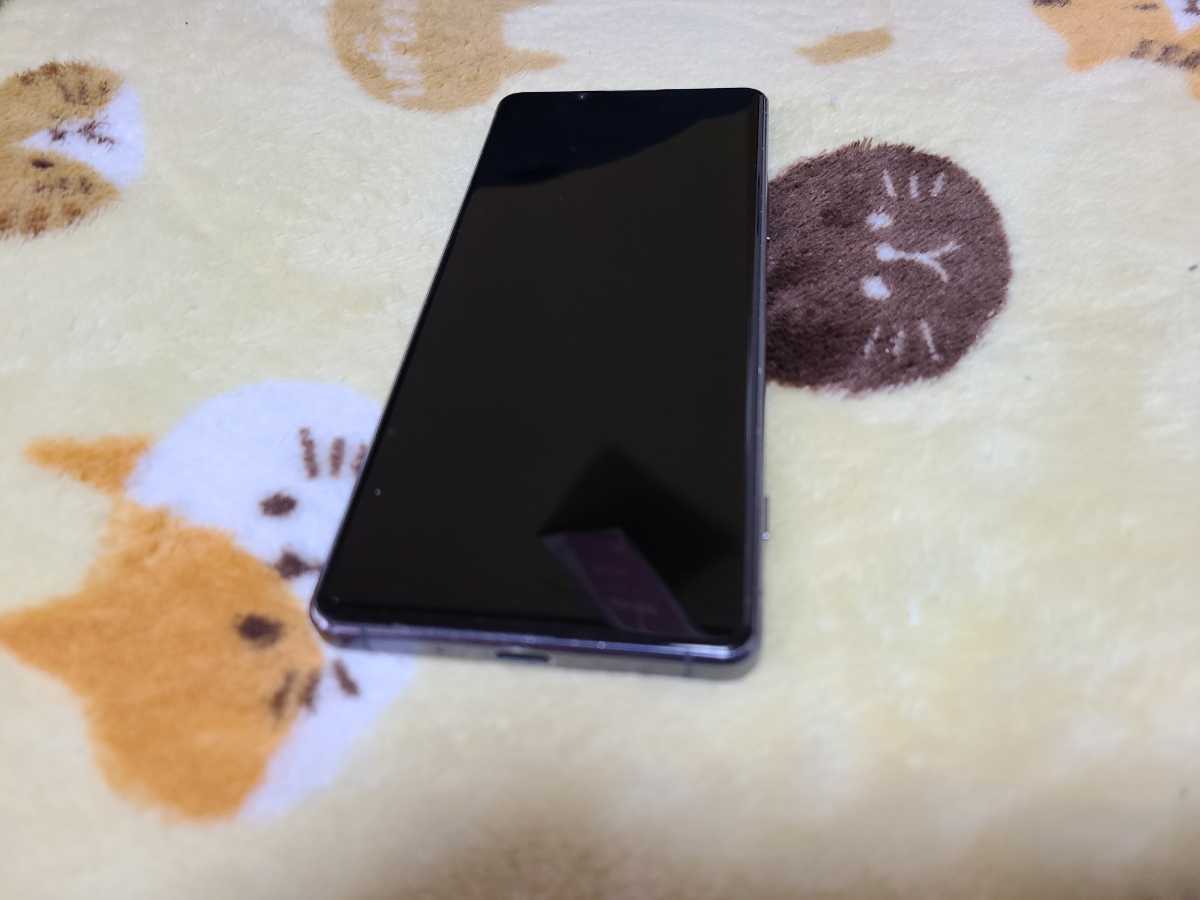 Xperia 1ii so51Aa ahamo SIMロック解除 人気のパープル