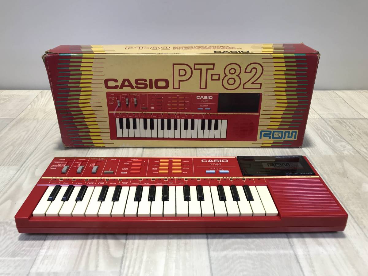 CASIO レッド電子キーボード 本体 ☆ CASIO カシオ 電子キーボード 専用ROM付き レッド レトロ PT-82